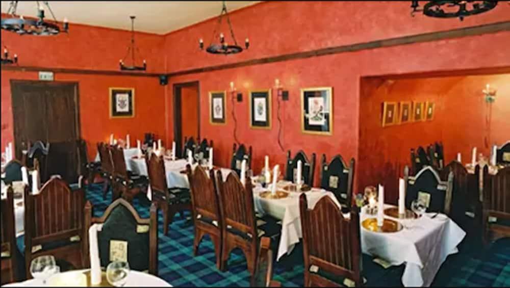 Tulloch Castle Hotel 'A Bespoke Hotel' Dingwall Restaurant bilde